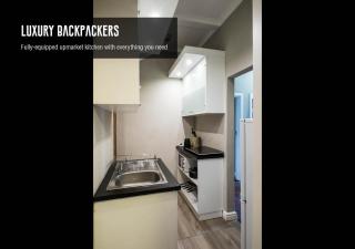 Luxury Backpackers - 4