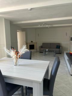 Sofì House-Appartamento in Villa con Piscina - Scafati - 7