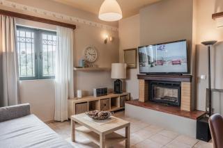 Villa Midea - 8