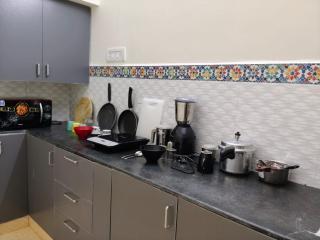 Royal Comfort Service Apartment Near Chennai Airport - 6