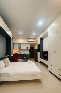 Urban Grey Studio I The Tresor D4 - Modern Cozy Escape - 7