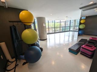The Treehouse Downtown Toronto Condo! - 2