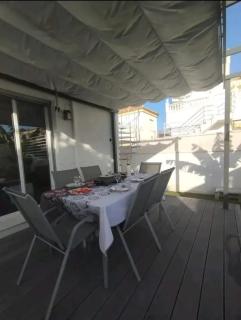 Duplex au calme, proche toutes commodités - 1
