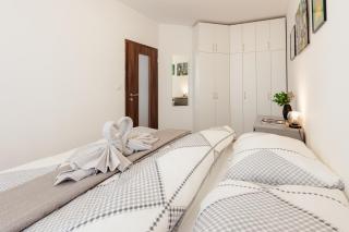 BNB Jégeho City Apartment - 9