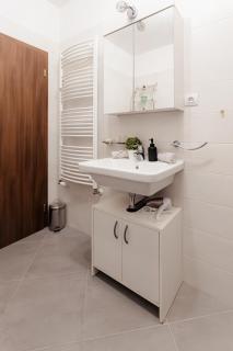 BNB Jégeho City Apartment - 6