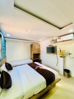 Hotel Sarathi - 4