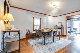 Portage Lakes Escape 5 Bedroom Lakefront with Kayaks - 2