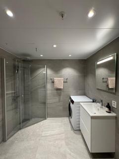 Modern and central apartment with amazing view! - 2
