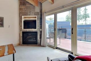 Timberline Condominiums Studio Loft Standard Unit 305 - 7