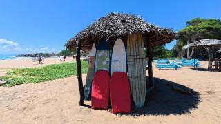 Happy Hippy Beach Cabanas Peanut Farm - 1