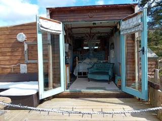Ramshackle Glamping & Health Spa - 0