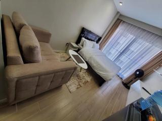 Vees Luxury Haven - 1