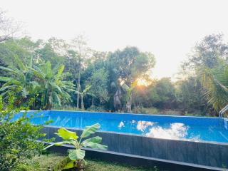 Lakeside Haven Resort - 9