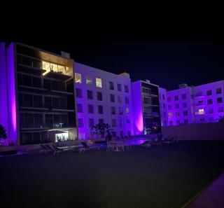 2BDR Condo Beach Downtown Jacuzzi Pool Amenities - 4