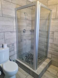 Shelley Point Townhouse - 2