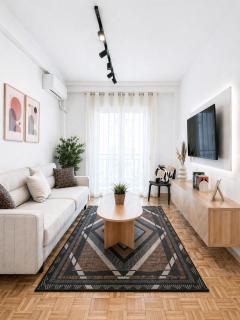 Cozy & Stylish Apartment with Balcony Netflix Near Metro - 6