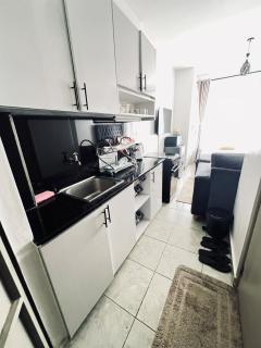 Vibrant studio apartment in the heart of Roysambu just behind Thika Road Mall - 3
