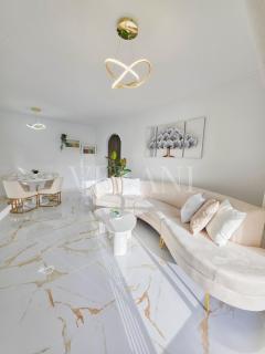 VELA ONE - Luxury 2 Bedroom - Terrace - Pool - Walk to Puerto Banús & Beach - 8