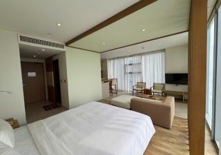 Signature By Luxury Beachfront Hotel - 4