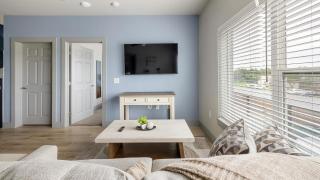 Landing Chic 2BD in Grand Prairie - 8