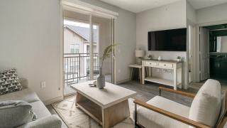 Landing Stylish 2BD Gym - 9
