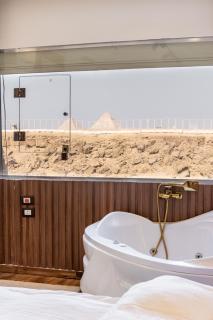 Shiny Pyramids Boutique Hotel - 9