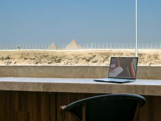 Shiny Pyramids Boutique Hotel - 8