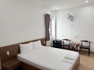 Khách Sạn Hoa Phượng - 8