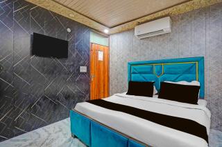 HOTEL O LAXMI NAGAR METRO - 1