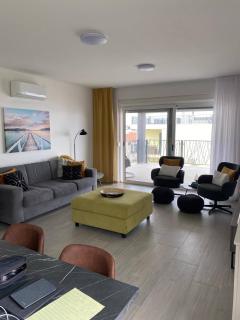 Luxurious Sevid na Moru Retreat with Private Pool Access - 6
