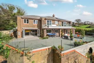 Torbrook House Instow Fantastic Estuary Views, Sun Deck & 5 Bedrooms - 0