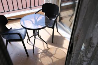 Bright 1BR Apartment Top Location Quiet Stay - 2