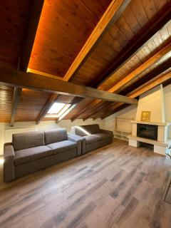 Seandre Holiday Apartments - 9
