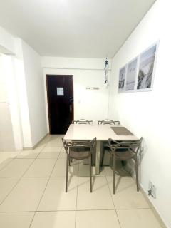 Aconchegante apartamento no Guarujá c Ar e garagem na Enseada - 1