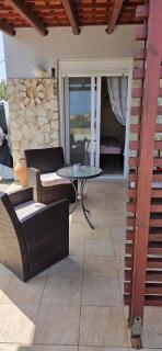 Yassas Apartment with shared pool - 3
