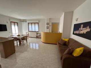 Fraternitas - Holiday Apartment Assisi - 7
