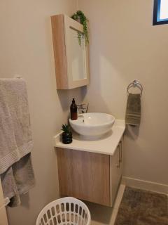 Cozy 1-Bed in Midrand - 2