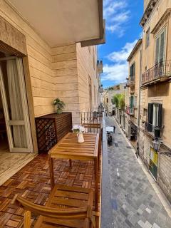 Old Town Lecce for Families - Walk Everywhere! - 8