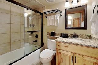 Timberline Condominiums Studio Deluxe Unit 218 - 2