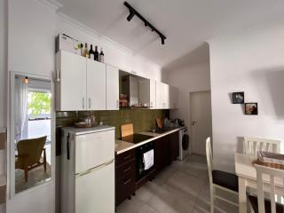 Small Garden House - 8