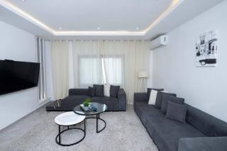 Luxurious 5-Bedroom Apartment in La Marsa, Tunisia - 3
