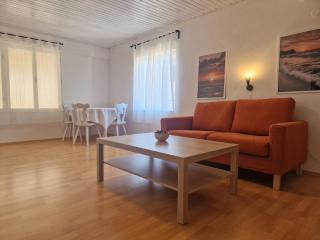 Family Retreat Apartment with Sea View Zorya - 9