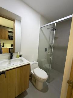New modern suite in Pasadena - 6