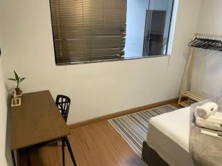 Quarto Privativo no Centro de Maringá - 1