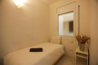 Spacious Modern Apartment in a Beautiful Area - 1
