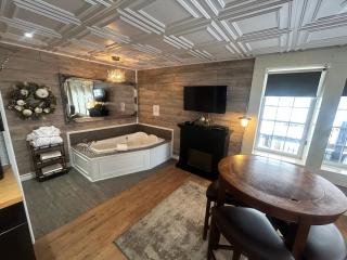 Drifters Motel & Restaurant - 1