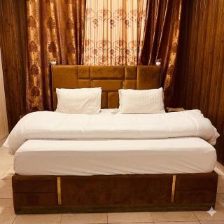 Hotel Twenty One Gulberg - 5