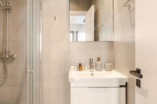 Yamas Urban Living Olympia Suites - 4