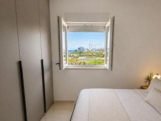 Diora Luxury Seafront Apartment - Panoramic view, Znjan Beach - 2