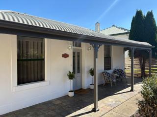 Charming CBD cottage - walk everywhere - 9